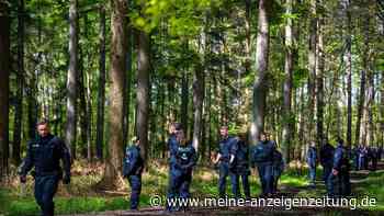 Einsatzkräfte suchen nach vermisstem Sechsjährigen