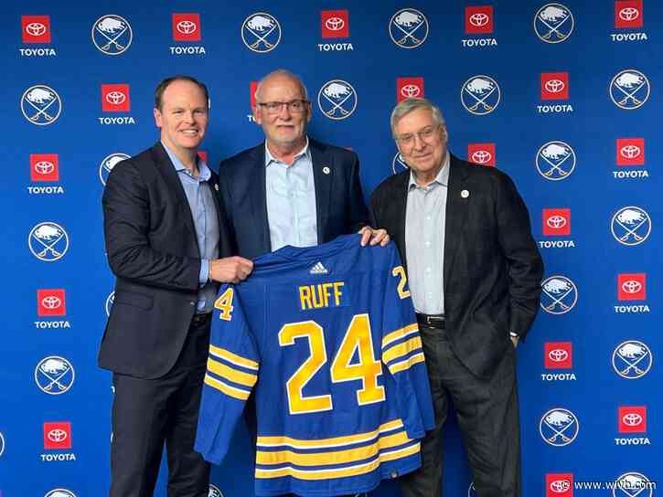 Terry Pegula hails Lindy Ruff as 'most competitive person I've ever met'