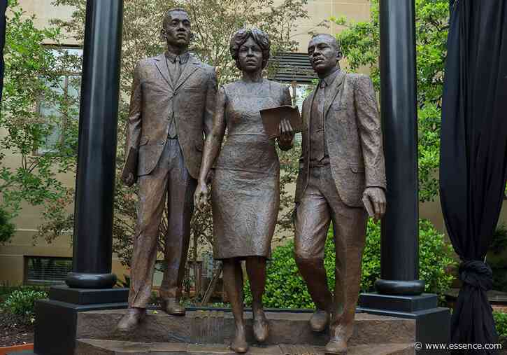 New University Of South Carolina  Sculpture Honors Black Students Who Helped Integrate The University