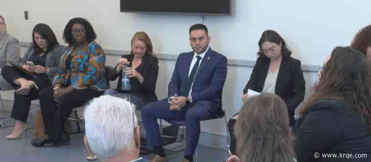 New Mexico representatives hold roundtable to discuss homelessness