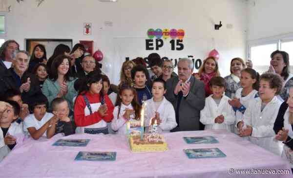 Los Pocitos celebró 65 años de vida y 15 de la escuela primaria