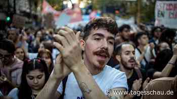 Massenproteste in Argentinien gegen Kürzungen von Präsident Milei