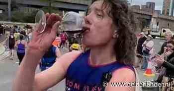 Brit proeft 26 glazen wijn tijdens marathon van Londen: ‘Deze smaakt naar pis’