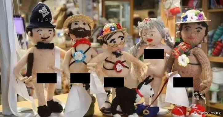 Knitted dolls covered up after people got offended by crocheted private parts