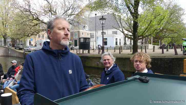 Nieuwe Cultuur Ferry voert toeristen langs Amsterdamse musea