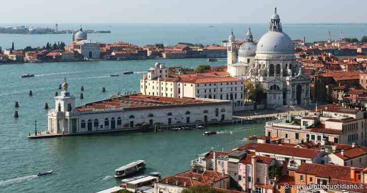 Ticket per entrare a Venezia: chi e come deve pagare, costo ed esenzioni. Si parte il 25 aprile