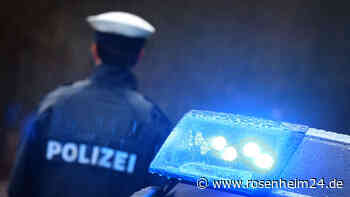 Waldkraiburger (19) schleppte sich schwer verletzt in Klinik – Polizei nimmt Verdächtigen fest