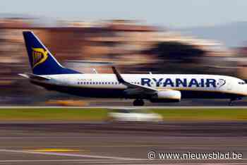 Ryanair-topman zou “graag” migranten naar Rwanda deporteren