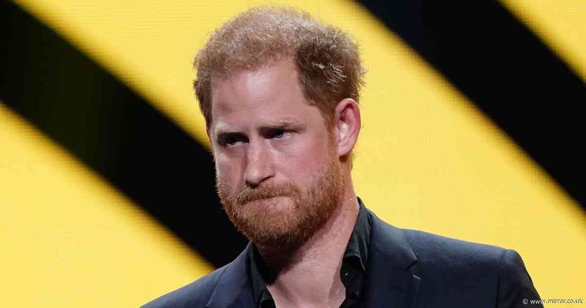 Prince Harry 'boxed himself into a tight corner' over major family decision - expert