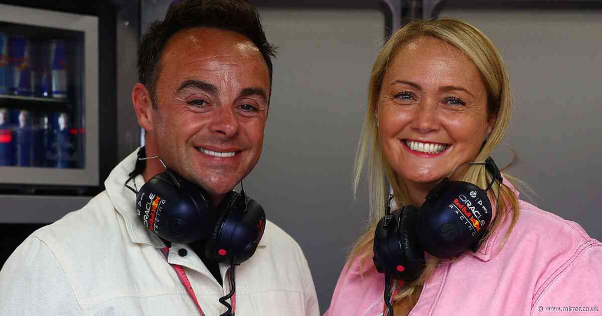 Inside Ant McPartlin's wife's pregnancy - luxe holiday, new priorities and Lisa Armstrong 'olive branch'