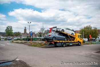 Opnieuw acht auto’s getakeld op Hasseltse Astridparking: foutparkeerders betwisten boete