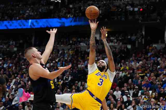 Anthony Davis Discusses What Changed In Second Half Of Game 2 That Led To Lakers’ Offensive Struggles
