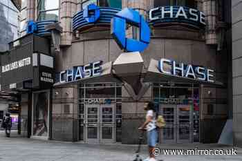 Chase Bank down as customers say app signing them out and website crashes blocking them from cash