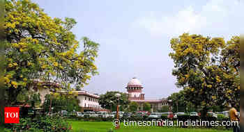 Supreme Court mulls whether 9-Judge bench can put Article 31 validity to test