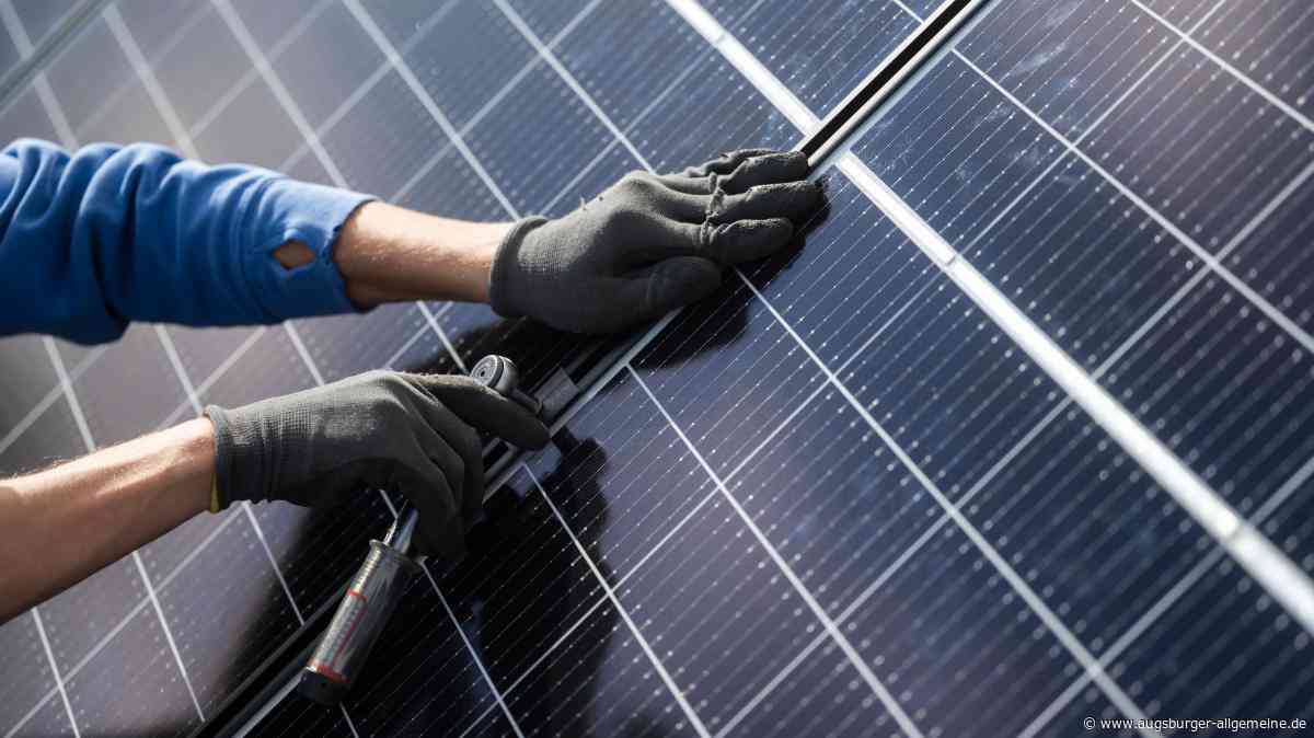 Erst Umbau, dann PV-Anlage: Städtische Gebäude bekommen erste Solarmodule