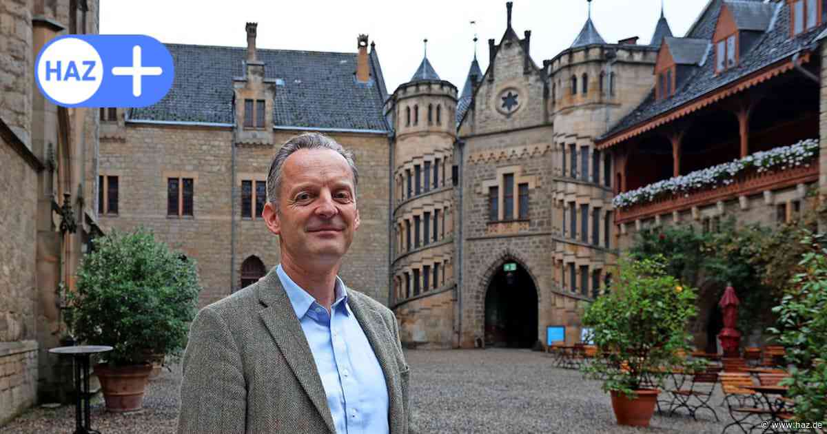 Konflikt um Marienburg: Ex-Pächter greift Minister wegen Schließung an
