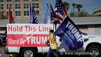 Trump-Vertraute Personen in Arizona wegen Wahlbetrugs angeklagt