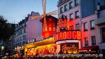 Mühlenräder von Pariser Wahrzeichen Moulin Rouge abgestürzt