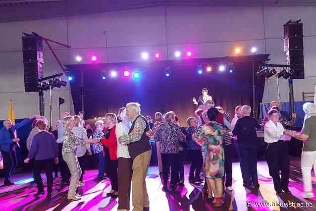 Leeuw verwelkomt 650 senioren op mega seniorenfeest