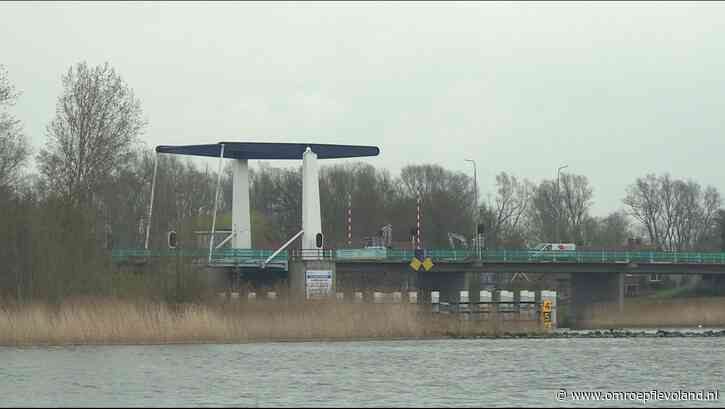 Dronten - Elburgerbrug vrijdagmiddag weer open voor verkeer