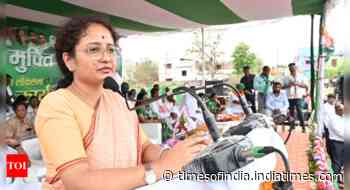 Former Jharkhand CM Hemant Soren's wife Kalpana to contest bypoll from Gandey assembly seat