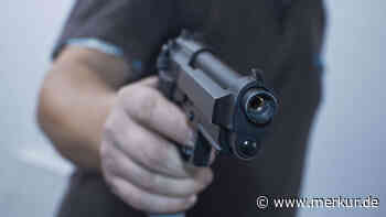 Schockmoment: Raubüberfall mit Pistole auf Tankstelle in Kempten