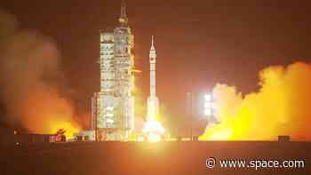 China launches 3 astronauts to Tiangong space station on Shenzhou 18 mission (video)