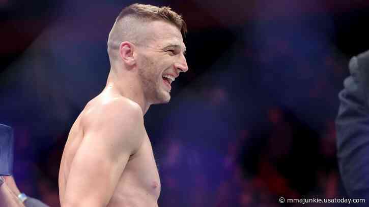 Dan Hooker claps back at Renato Moicano: 'You're the easiest money I've ever seen in my life, you chinless scumbag'