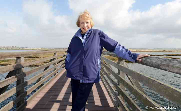 Shirley Dettloff, former Huntington Beach mayor and longtime civic leader, dies at 88