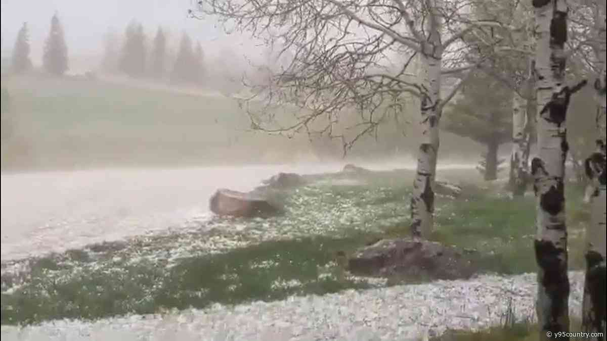Hail, 60 MPH Winds, Isolated Tornado Possible In SE Wyoming Today