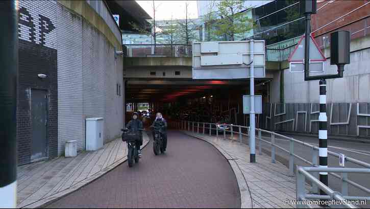 Flevoland - Nieuwsoverzicht 24/04 | Vrees voor gevolgen sluiting tunnel • Tulpenvelden uitgebloeid