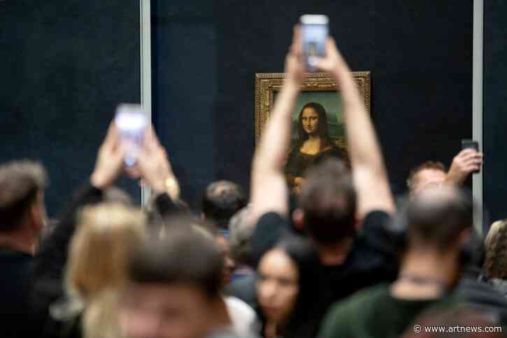 Louvre Considers Moving Mona Lisa To Underground Chamber To End ‘Public Disappointment’