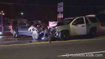 Police officers among 3 injured early Thursday in head-on Dellwood crash