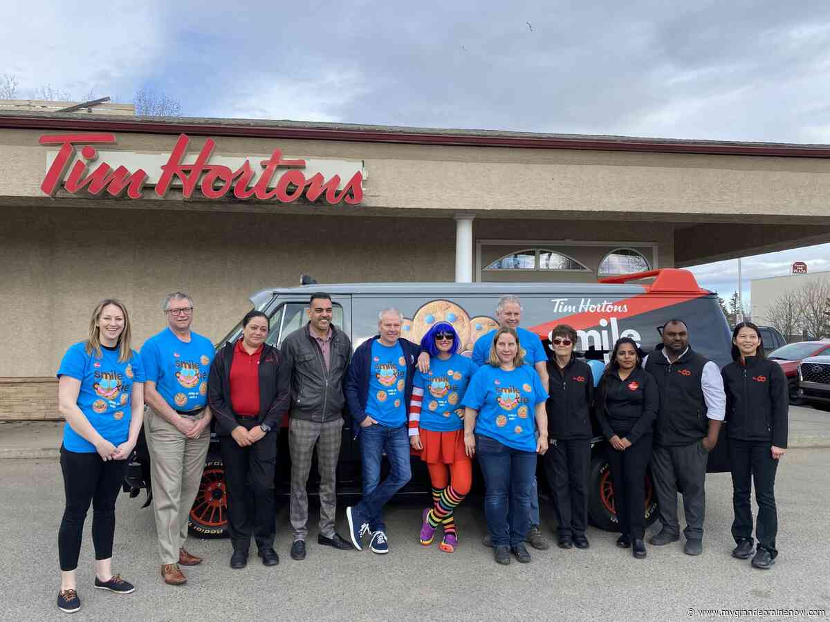 Sean Sargent’s “A-Team” delivering more than 20,000 smile cookies for 13th year in a row