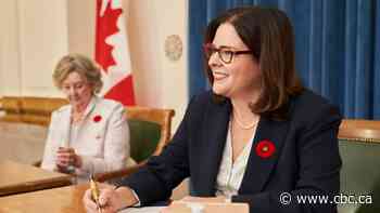Former Manitoba premier Heather Stefanson resigning as MLA