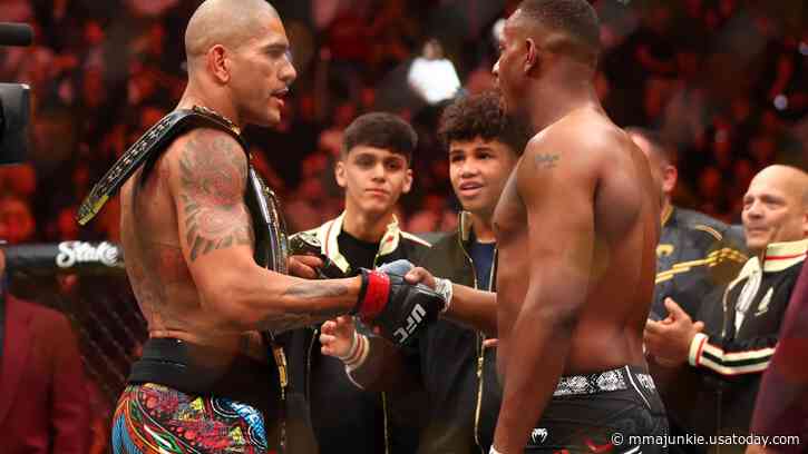 Title or not, Jamahal Hill says Alex Pereira rematch has to happen