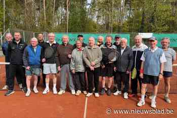 Roger Luyten viert negentigste verjaardag op het tennisveld: “Het gaat niet meer zo snel als vroeger’