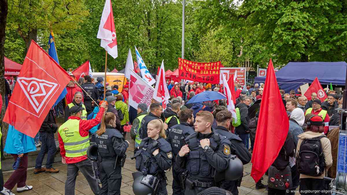 Demos am 1. Mai: Gewerkschafts-Kundgebung und Protestaktion in Augsburg
