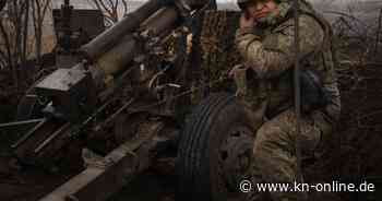 Ukraine-Krieg: Kiew hofft angesichts anhaltendem Waffenmangel auf Geld für Rüstungsbranche