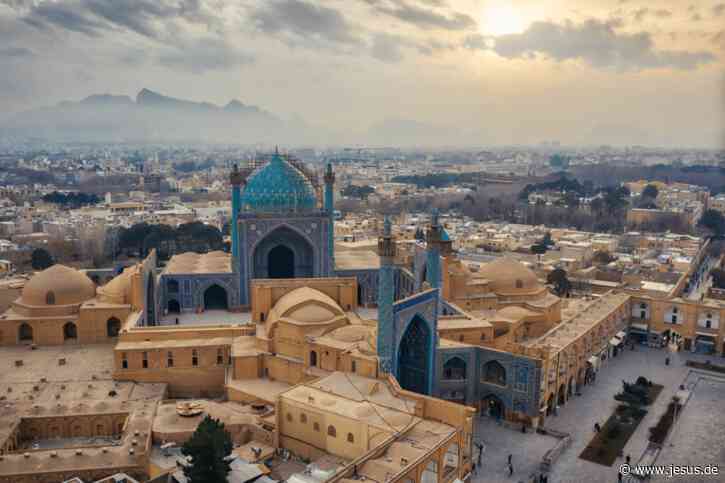 Audienz beim Ajatollah: Ein Bibelkurier in der muslimischen Welt