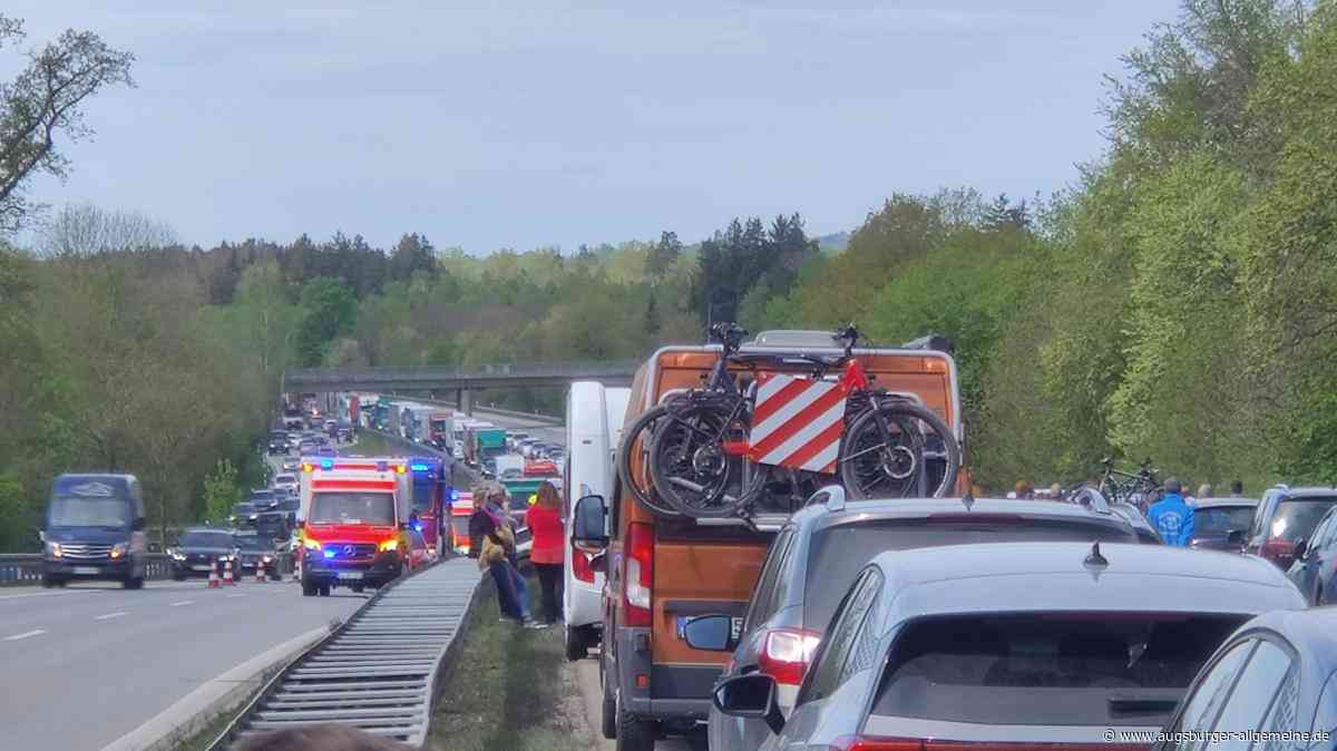A96 nach Unfall in Richtung Lindau lange Zeit gesperrt