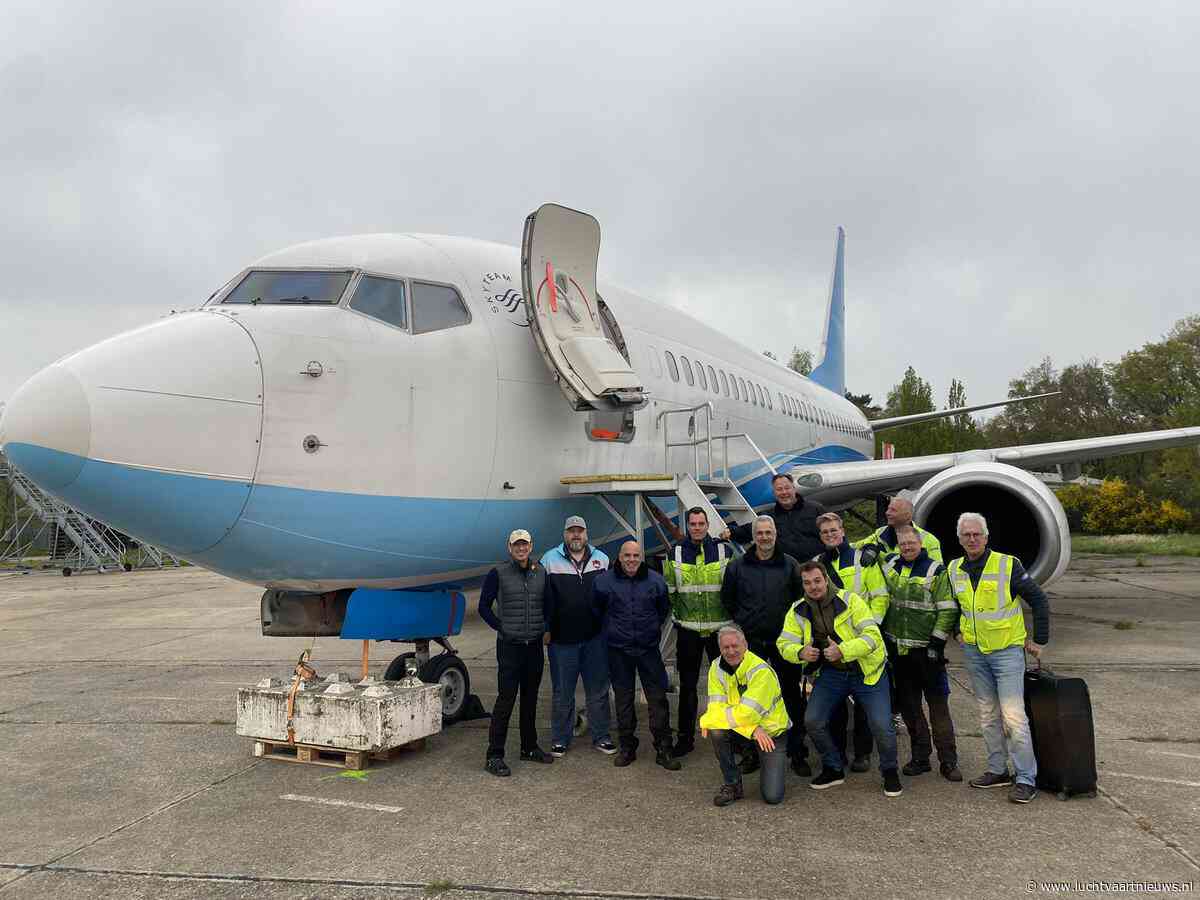 Xiamen Air Boeing 737 na halve wereldreis geland op Twente Airport