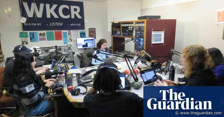 Chaotic and thrilling: Columbia’s radio station is live from the student protests