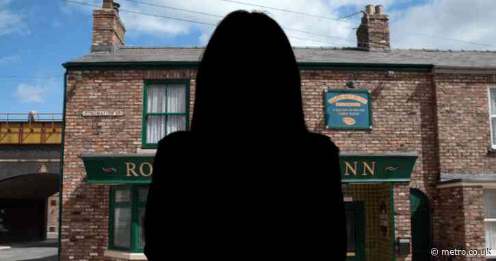 Prison fears for Coronation Street legend as she’s dragged into teen murder