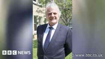 Councillor quits after council tax conviction