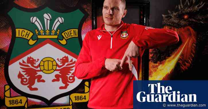 Wrexham’s Paul Mullin: ‘As soon as we leave the pitch, Ryan’s first to text’