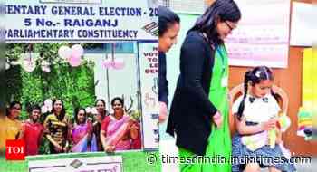 Pink booths add colour to Darjeeling election