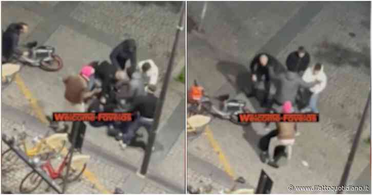 Rapinano e pestano un ventenne nella zona della movida a Milano. La vittima presa a calci e pugni da una decina gli aggressori (video)