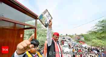 'Not 400 par but ...': Akhilesh Yadav mocks BJP's Lok Sabha slogan