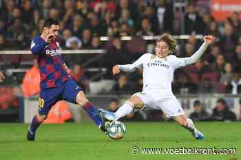 Luca Modric evenaart Roberto Carlos als clublegende bij Real Madrid